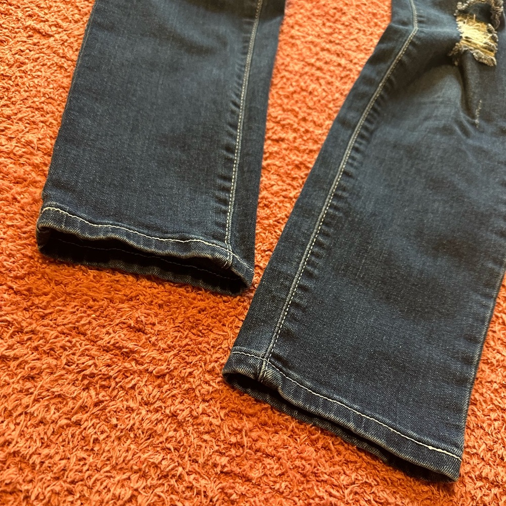 Distressed Blue Jeans - Picture 6 of 10